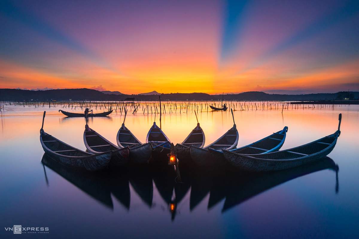 乌鸾潟湖